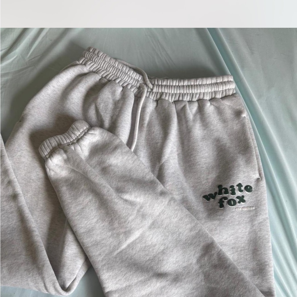 White fox gray Sweatpants